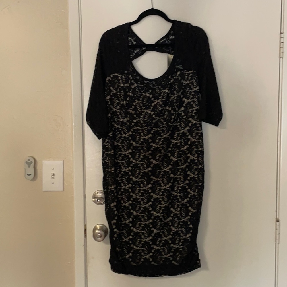 Torrid lace dress sz 2